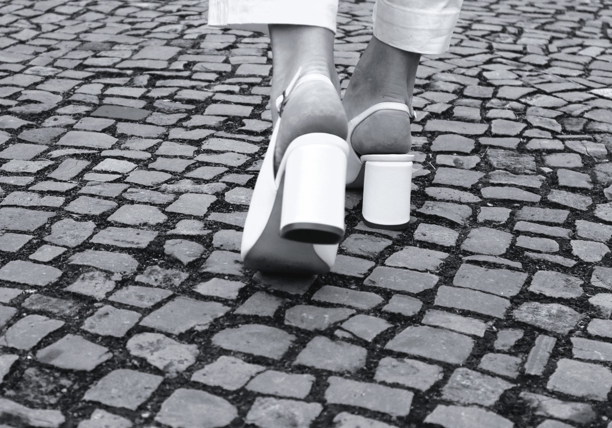 Fjella bridal shoe, pointy,  special heel, wedding shoes, leather, white, block heel, pumps, sling back, sustainable, customizable, premium shoes,